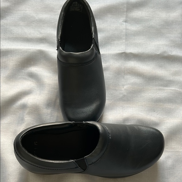 SRMax blue Slip-On Platform Shoes - Picture 2 of 4